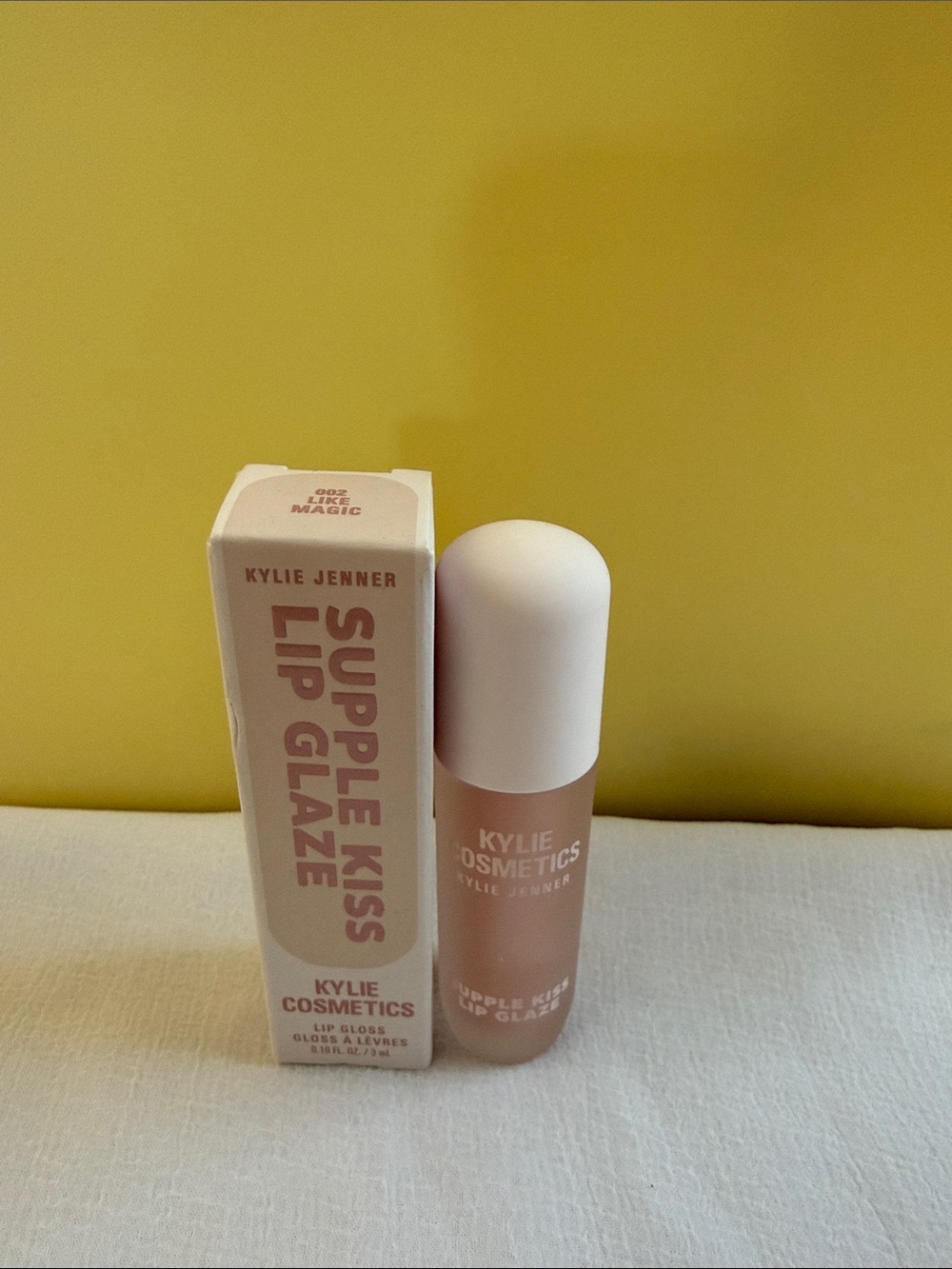Kylie Cosmetics Supple Kiss Lip Glaze - Soft Pink